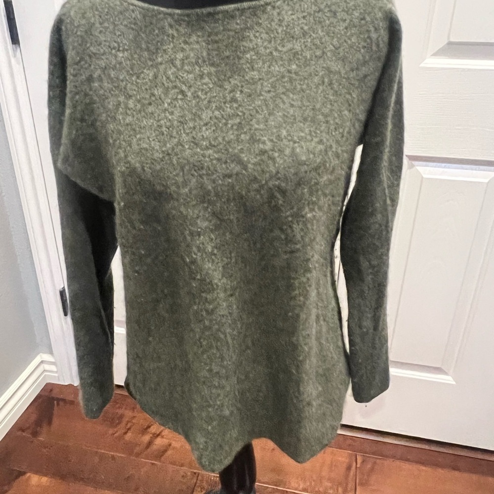 Cashmere Luxury Green Long Sleeve Sweater